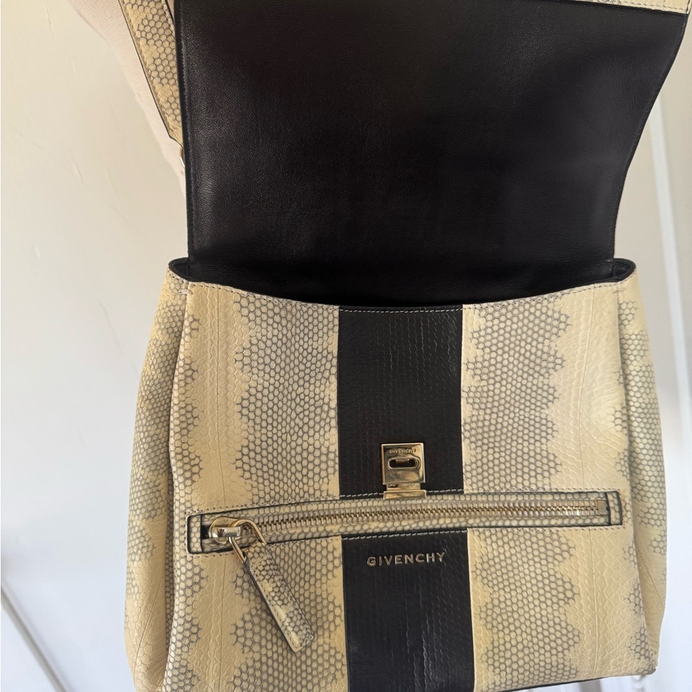Givenchy Monochrome Snakeskin Patterned Satchel - image 4